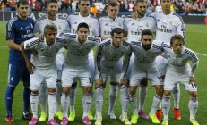 米兰体育官网-福克斯的闪电战，NBA季后赛之夜，悬念在第三节提前终结