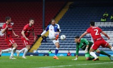 米兰体育-西汉姆联1-1战平南安普敦，保级形势恶化