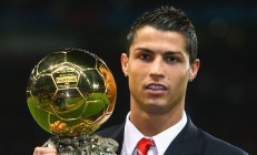 米兰体育官方网站-马龙关键制胜，波兰队完胜日本队，一场技术与意志的较量