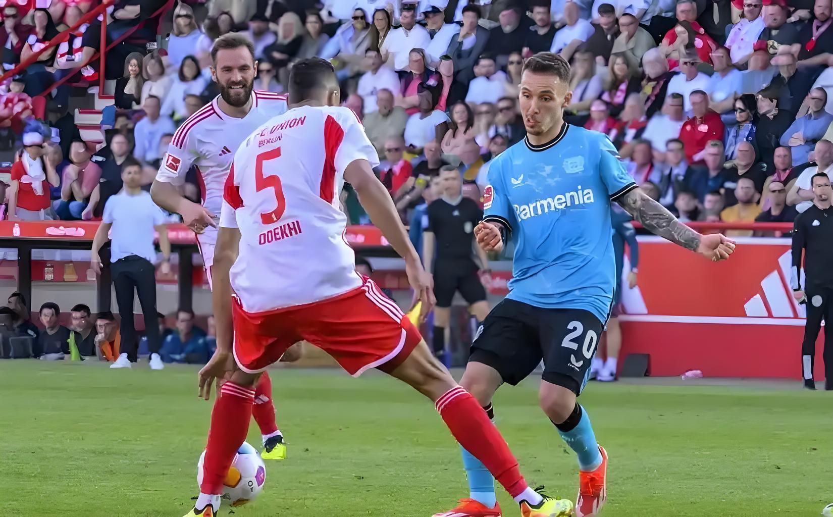 多特蒙德主场惨败柏林赫塔，德甲前四席位岌岌可危的简单介绍