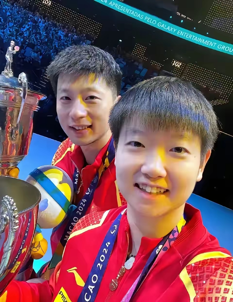 中国乒乓球队轻取法国乒乓球队，奥恰洛夫打破历史纪录的简单介绍