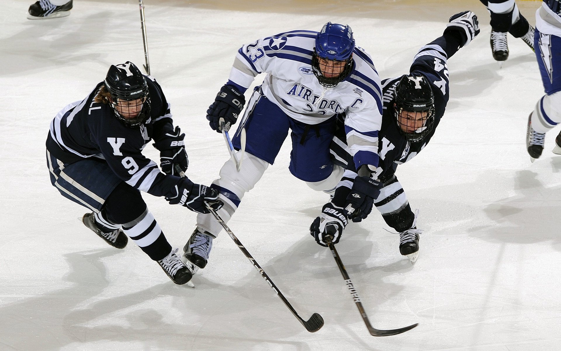 奥运周期关键战焦点战，奥地利惊天翻盘厄瓜多尔