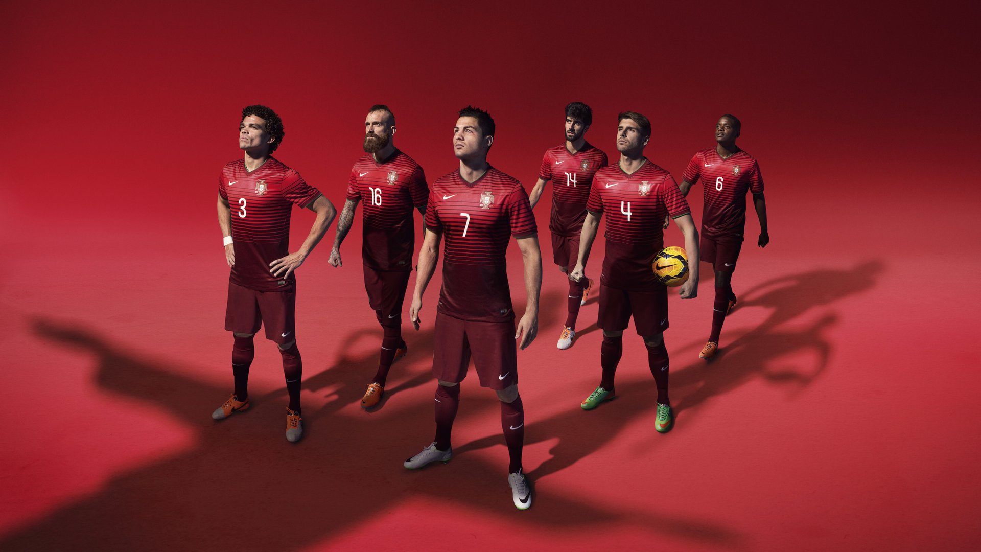 街道上的魔术，F1引擎轰鸣中，一场篮球传奇的悄然诞生