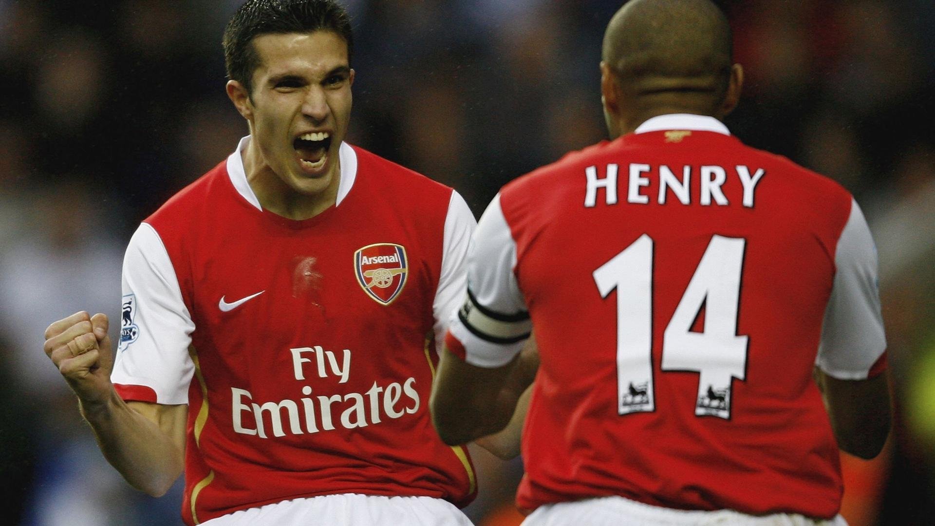 雷霆翻盘雄鹿，霍勒迪状态火热，诠释坚韧与团队力量